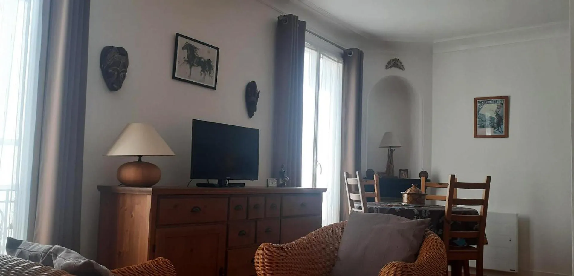 Apartment Charmant Studio A Montmartre Paris